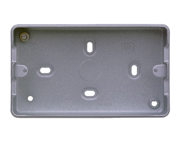 MK K8892ALM METALCLAD SURFACE METAL BOX WITH KO 7X20MM FOR 3G & 4G