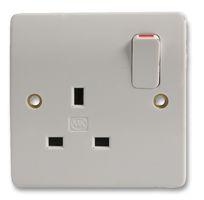 MK S2757Whi 1G 13A SP Switched Sockets
