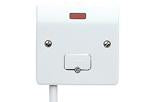 MK K377WHI 13A UNSW FUSED CONN UNIT WITH NEON & FLEX OUTLET IN BASE